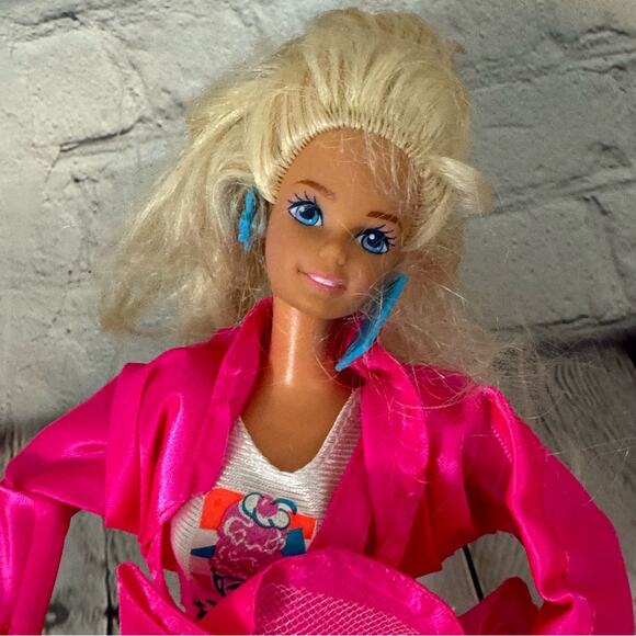 Cool Times Barbie Vintage Doll - Picture 3 of 8